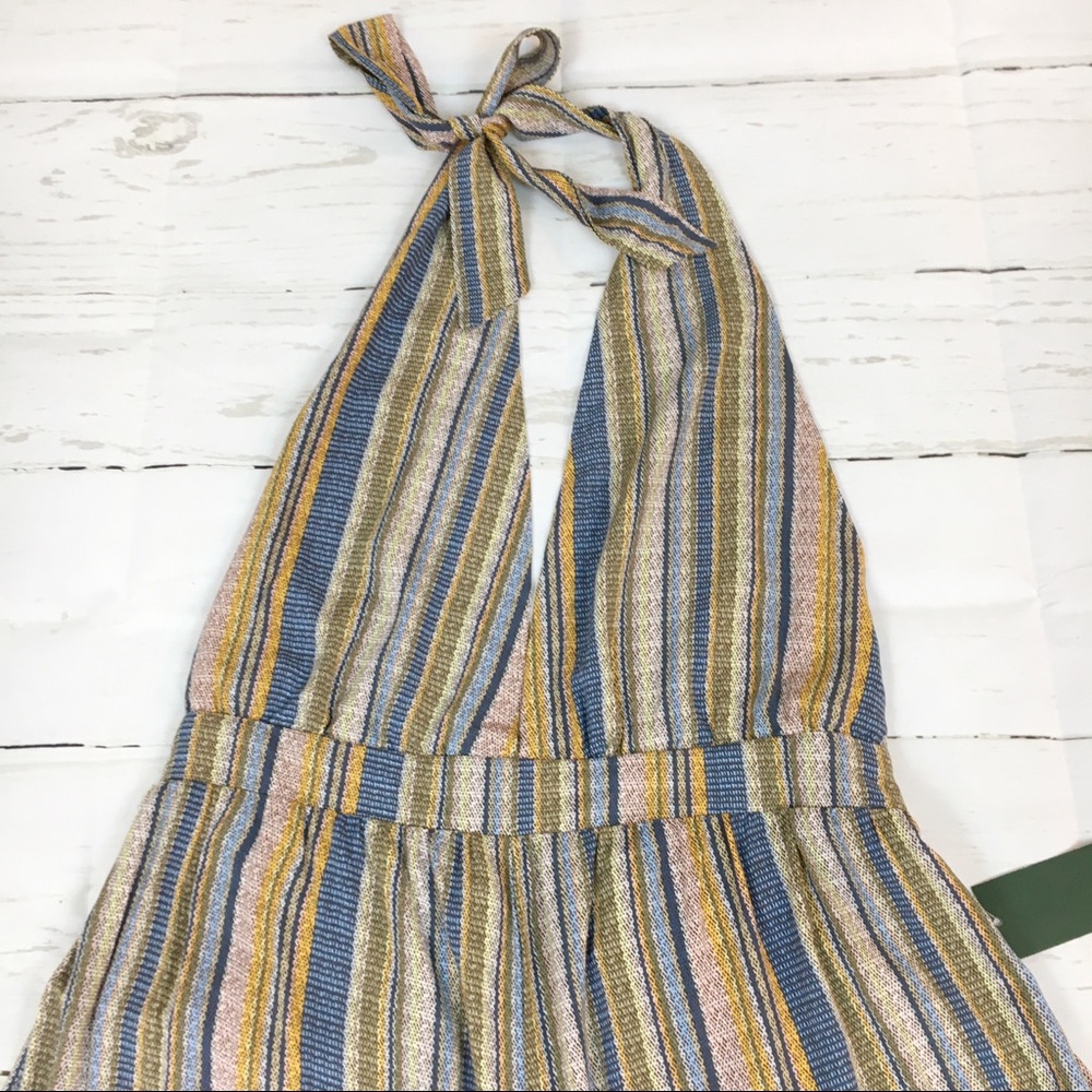 Striped Sleeveless Deep V-Neck Halter Jumpsuit - Picture 5 of 7